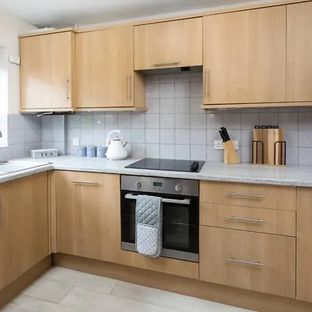 Fewster Way Townhouse Semesterbostad