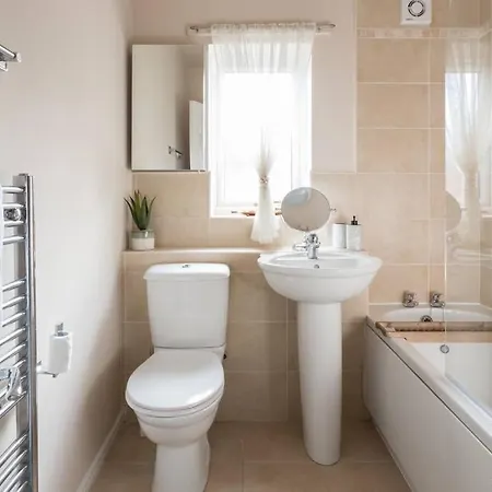 Fewster Way Townhouse *
